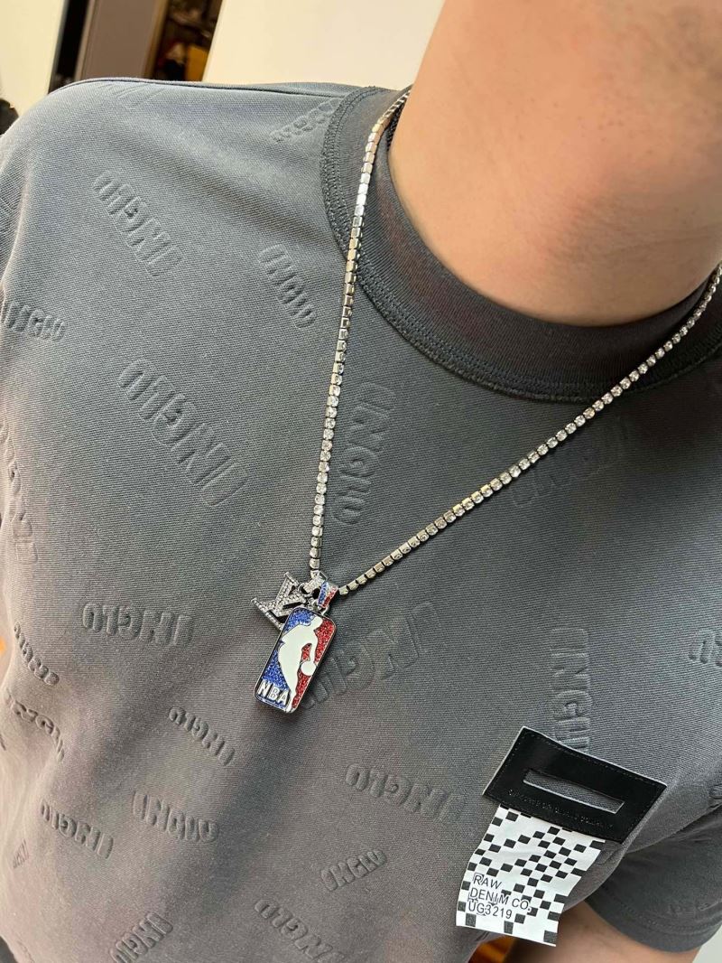 Louis Vuitton Necklaces